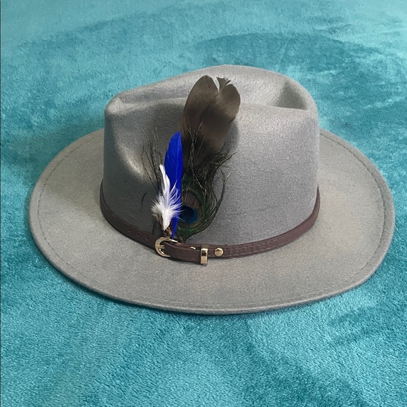 Gray Women's Felt Fedora Western Cowboy Hat Brown Belt  Peacock Feather Accent - Picture 2 of 8